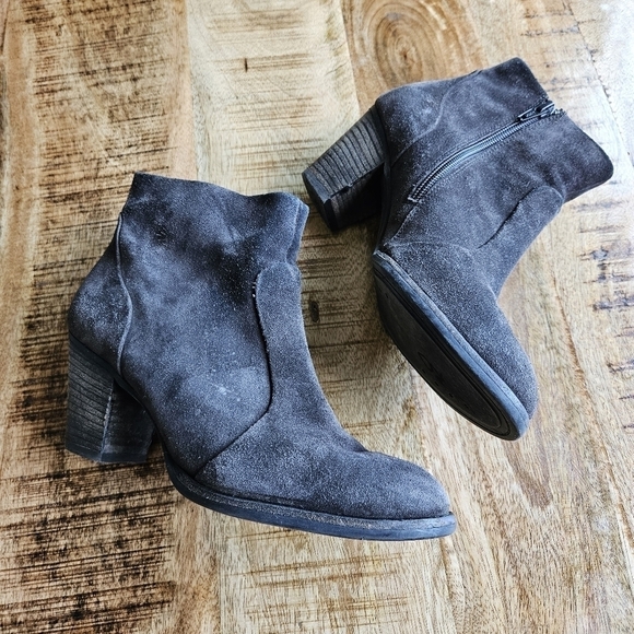Paul Green Stacked heel Side Zip Suede Ankle Booties Size UK 5 US 7.5 - Picture 1 of 8